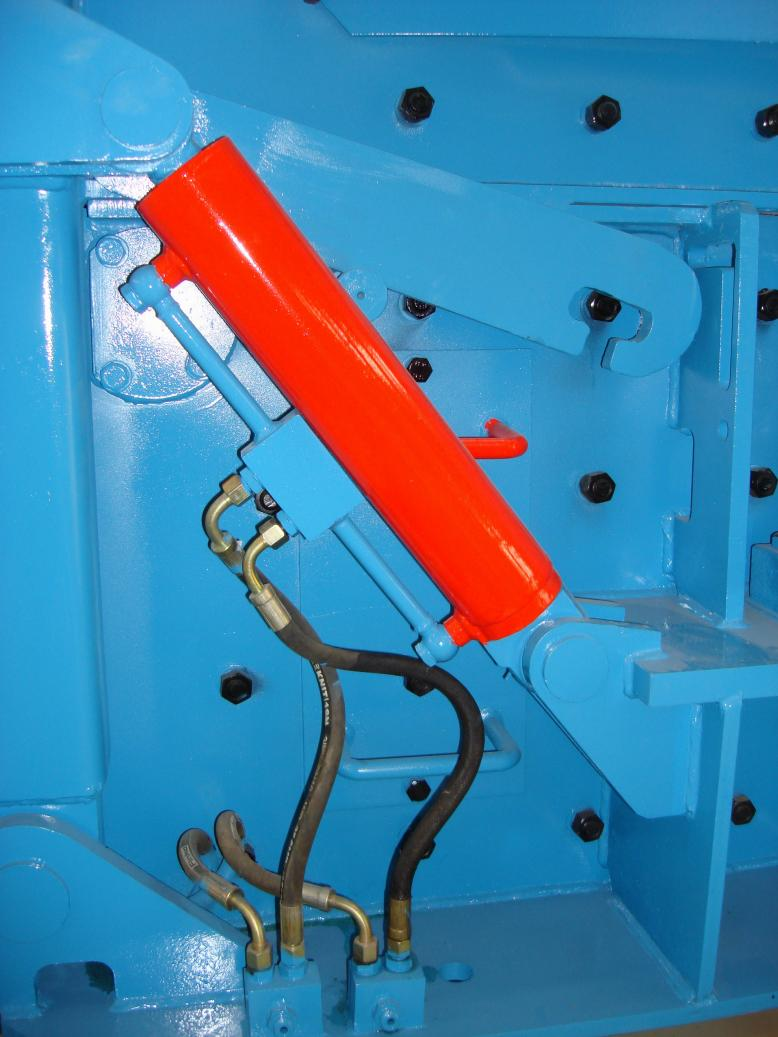 PFW Impact Crusher-Hydraulic device