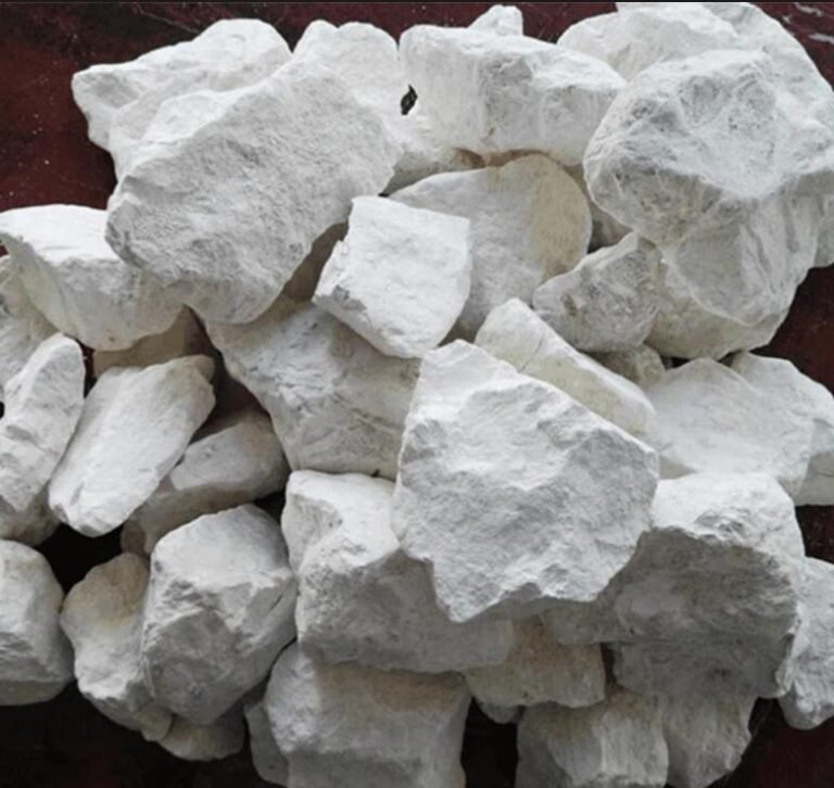 Calcium oxide